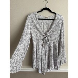 Altard State Romper Womens Medium Grey White Leopard Print Long Sleeve Tie Front